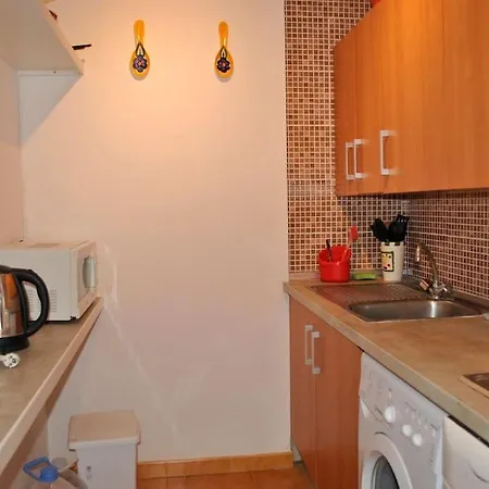 Daire Cozy Just A 6 Minute Walk To The - Op601